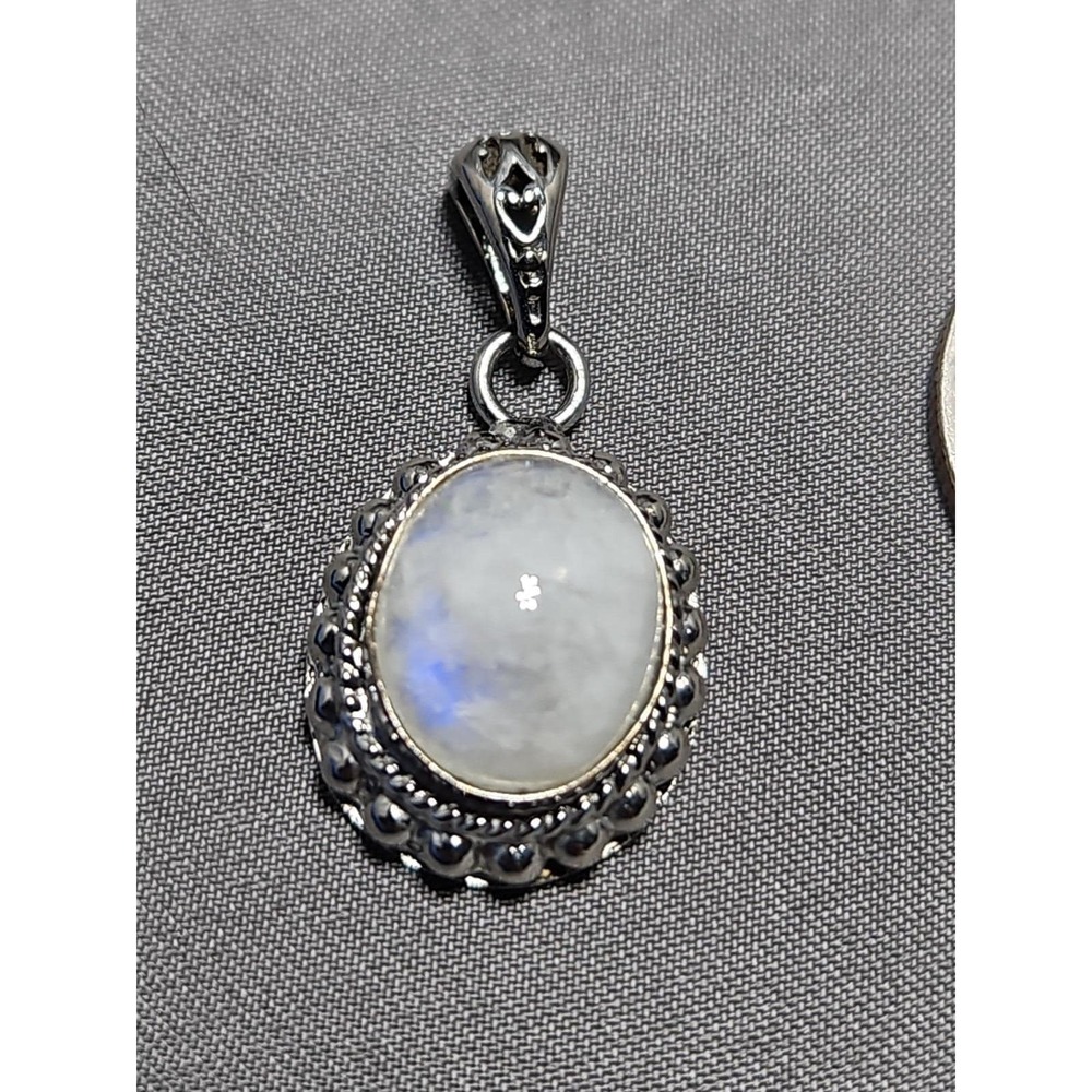 Vintage Sterling Silver Moonstone Necklace Iridescent Cabochon 1.5" 925